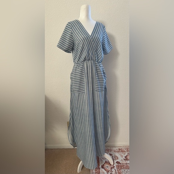 Ella Mara Chic Striped V-Neck Maxi Dress size S - Picture 3 of 12